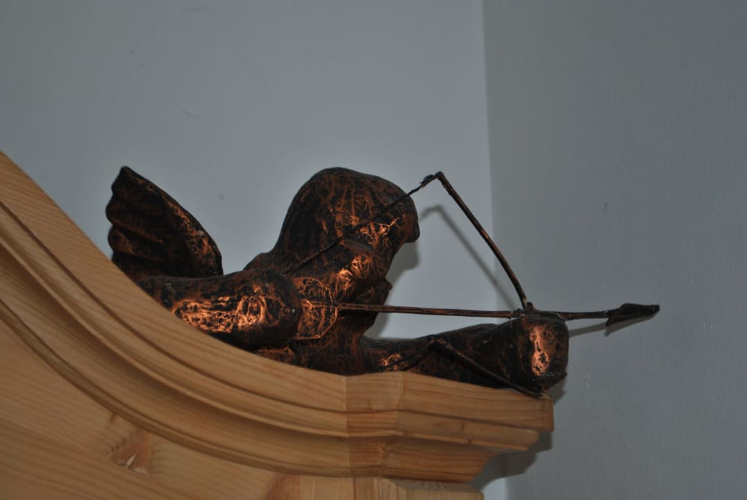 Amor wacht über den Gast Hotel Bon-Apart