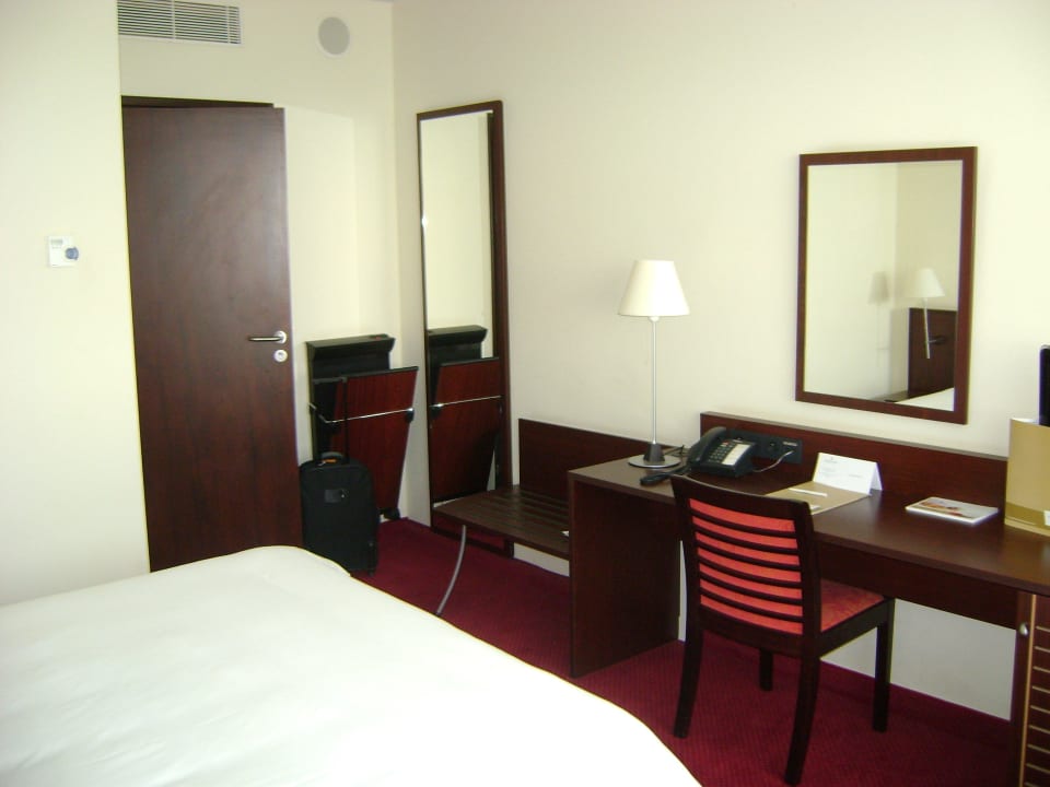 Zimmer Golden Tulip Warsaw Centre Hotel