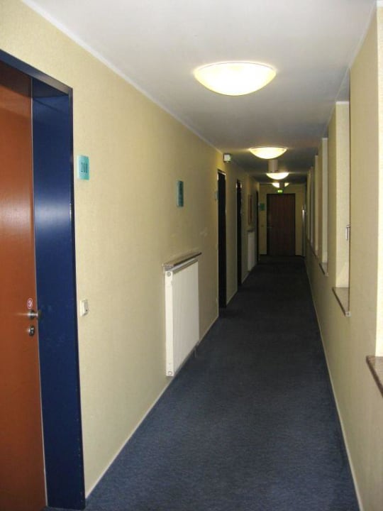 Flur Centro Park Hotel Berlin-Neukölln