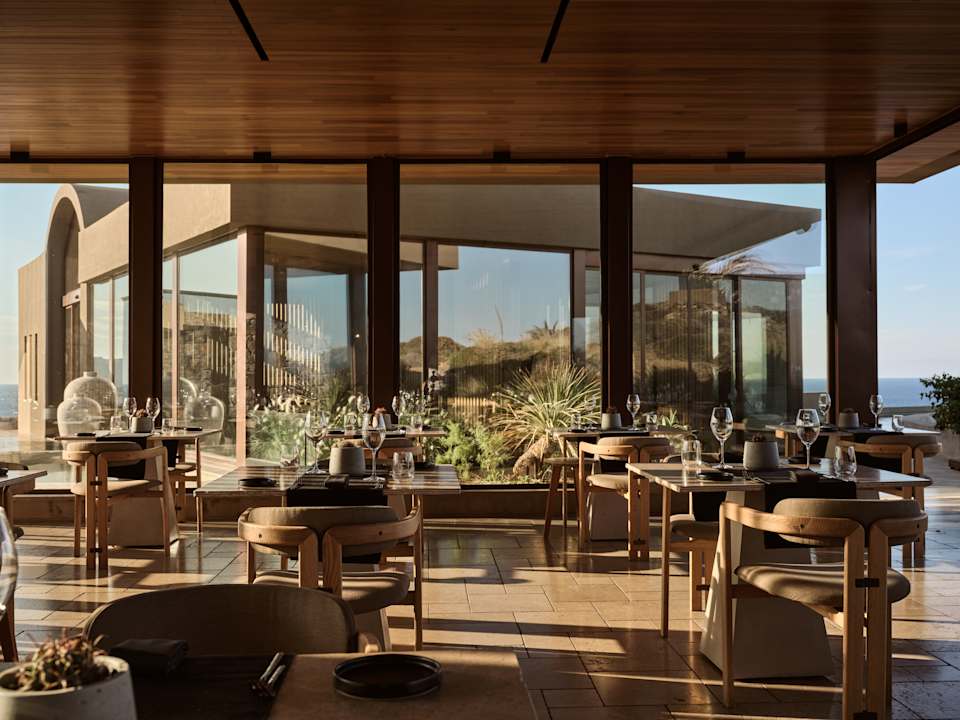 Gastro Acro Suites A Wellbeing Resort