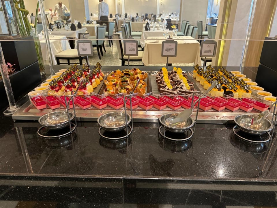 Gastro Premier Le Reve Hotel & Spa