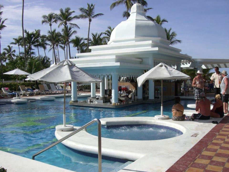 Pool Hotel Riu Palace Punta Cana
