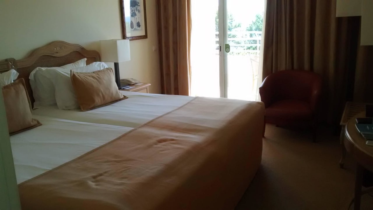 Schlafzimmer der Suite 302 PortoBay Falésia