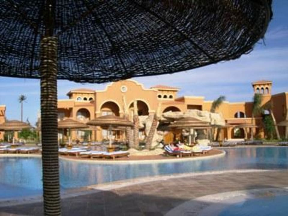 Blick vom Pool Charmillion Gardens Aquapark