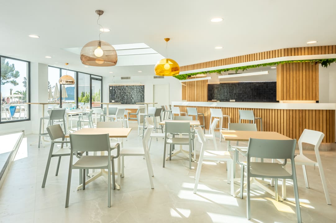 Gastro Hotel Vibra Beverly Playa