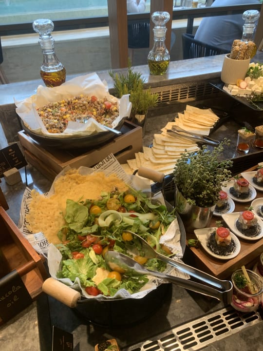 Gastro AKASHA Beach Hotel & Spa