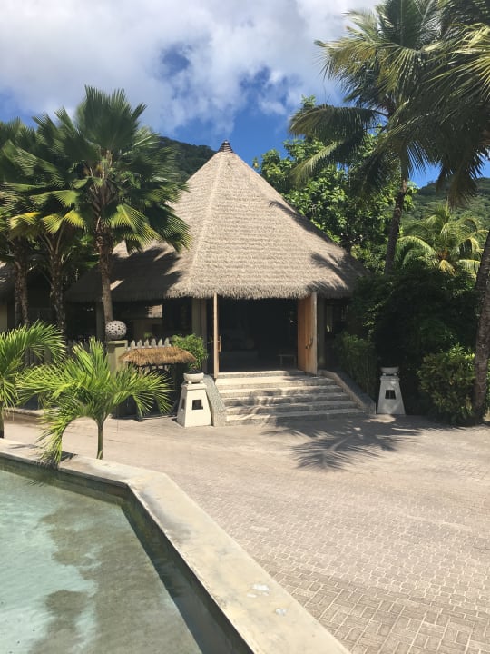 Außenansicht Le Domaine de l'Orangeraie