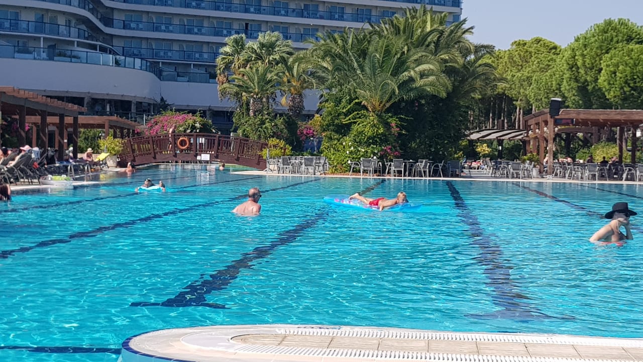 Pool Venosa Beach Resort & Spa