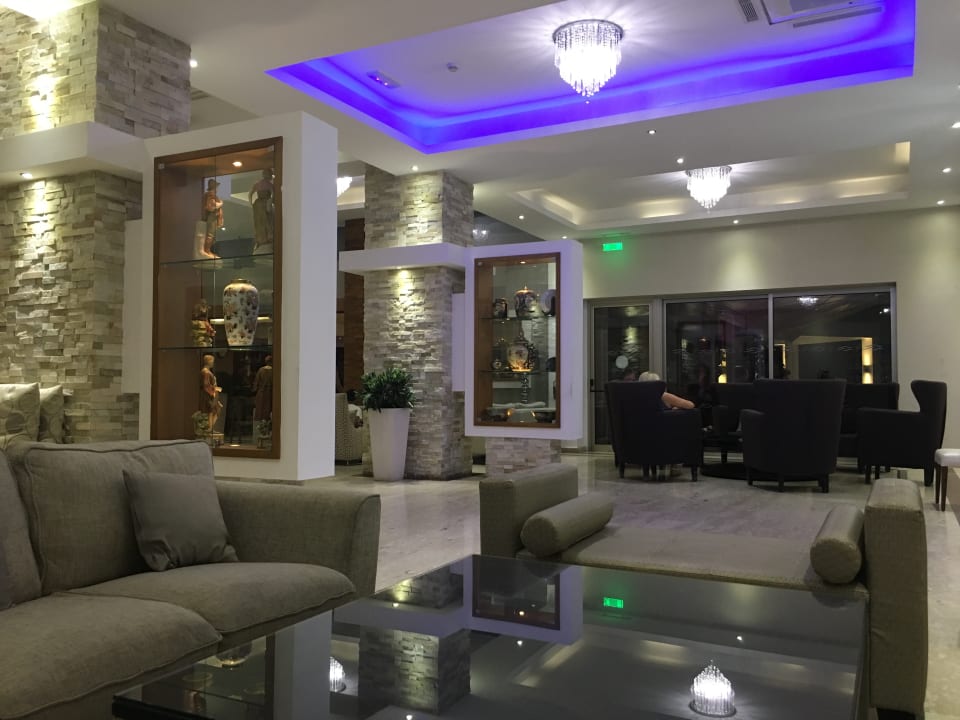 Lobby Asterias Beach