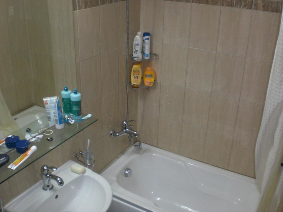 Bad Blue Dolphin Resort Hotel