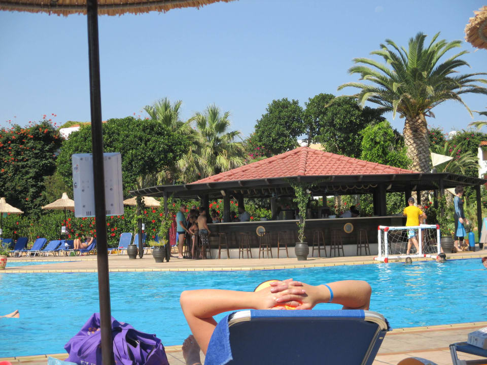 Ausblick auf Poolbar Anissa Beach & Village