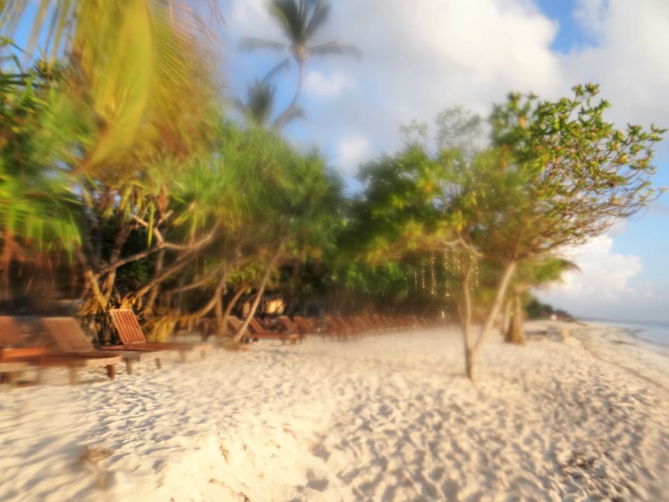 Strand Neptune Pwani Beach Resort & Spa
