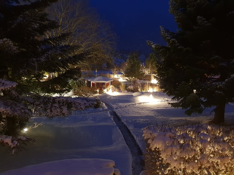 Gartenanlage Alpenrose Wellnessresidenz