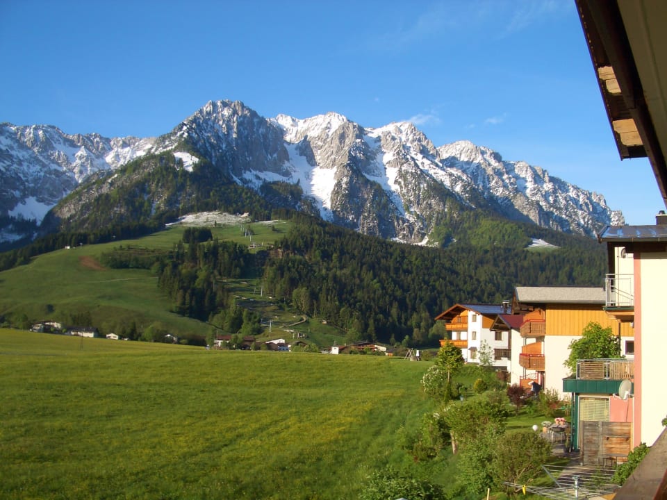 Vom Zimmerbalkon aus Hotel Garni Tirol