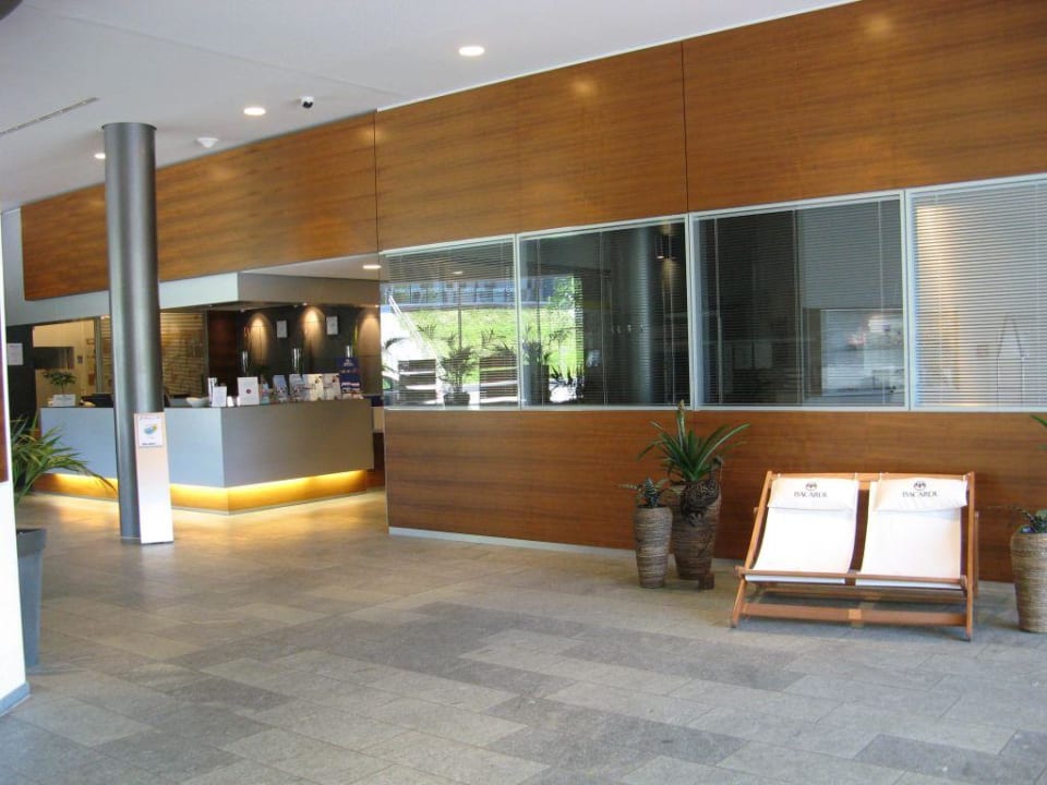 Hilton Garden Inn Stuttgart: Lobby Hilton Garden Inn Stuttgart NeckarPark