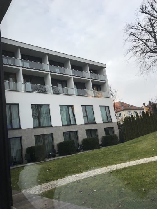 Außenansicht Schlosshotel Bad Wilhelmshöhe Conference & Spa