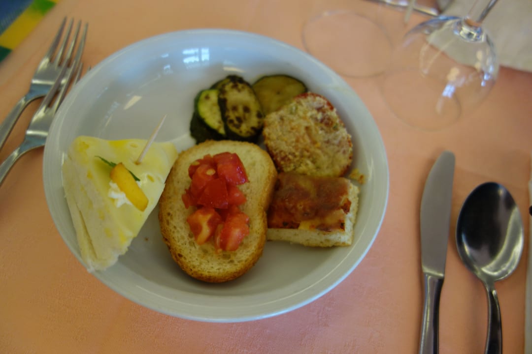 Vorspeisen Häppchen vom Buffet Hotel Principe Caorle