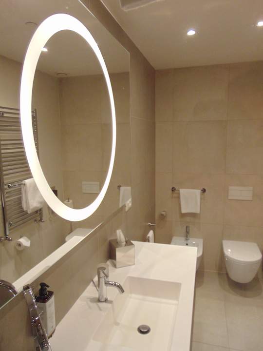 Zimmer Mercure Almaty City Center