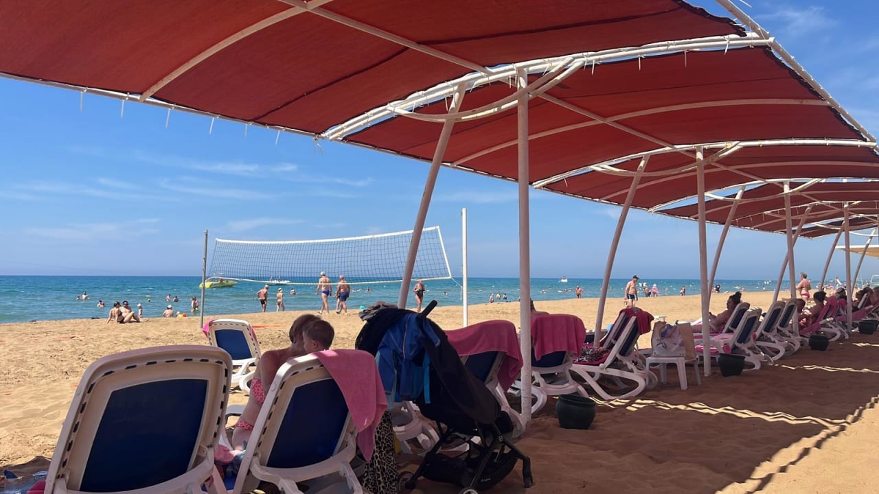 Strand Alba Queen Hotel