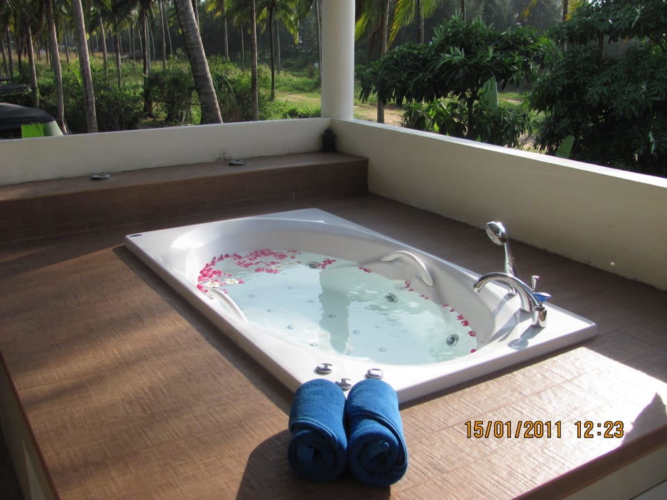 Whirlpool im Freien Khaolak Orchid Beach Resort