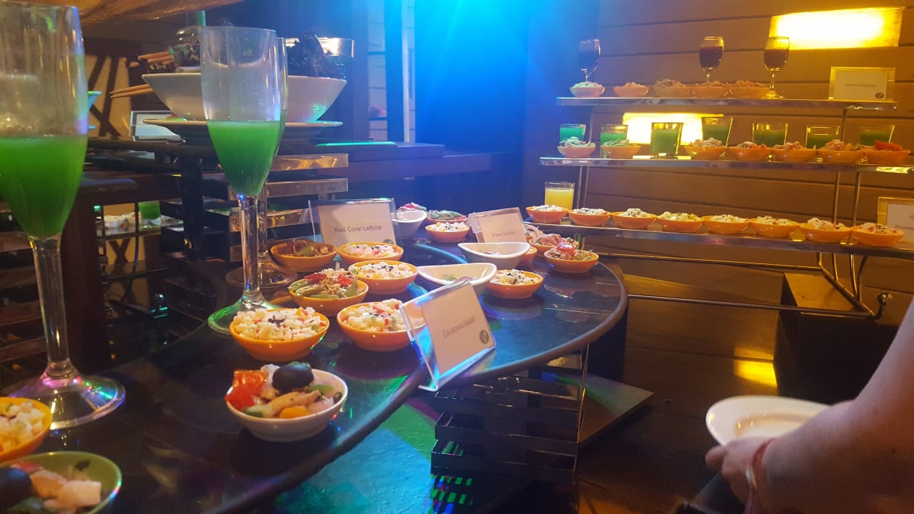 Restaurant Hikka Tranz by Cinnamon