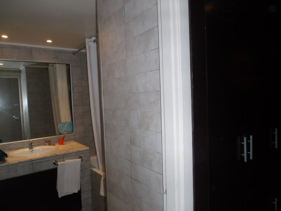 Zimmer Nozha Beach Resort & Spa