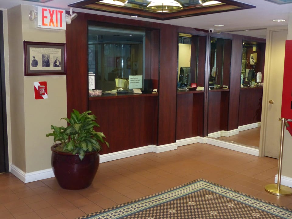 Lobby  Life Hotel New York