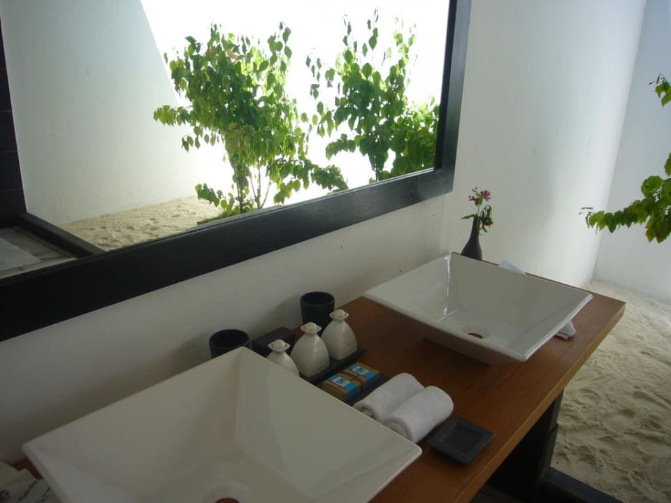 Neues Badezimmerkonzept ab November 2010 Vilamendhoo Island Resort & Spa