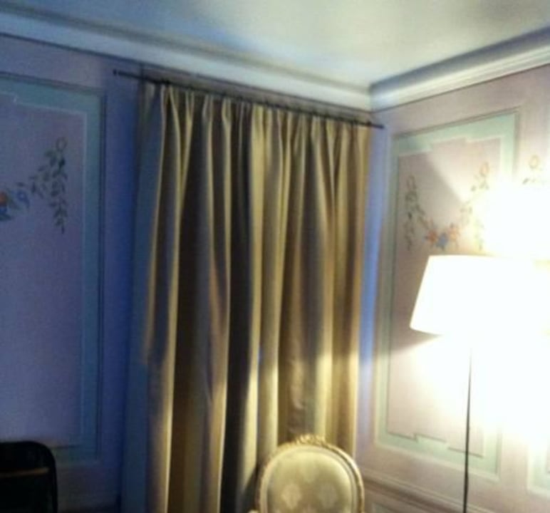 Schwere Vorhänge Hotel Villa Sorgenfrei & Restaurant Atelier Sanssouci