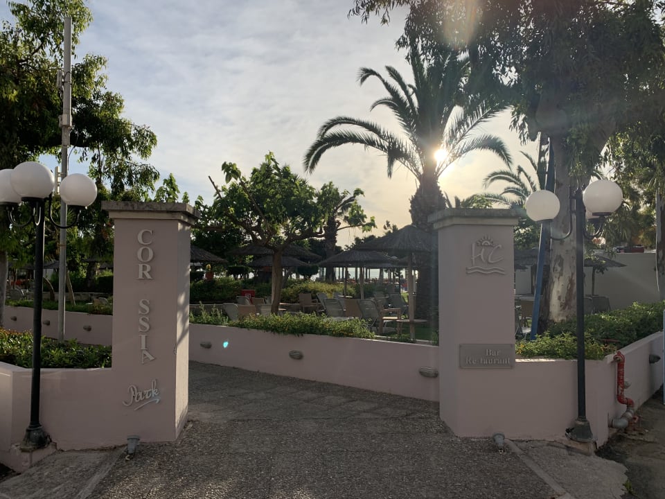 Gartenanlage Corissia Beach Hotel