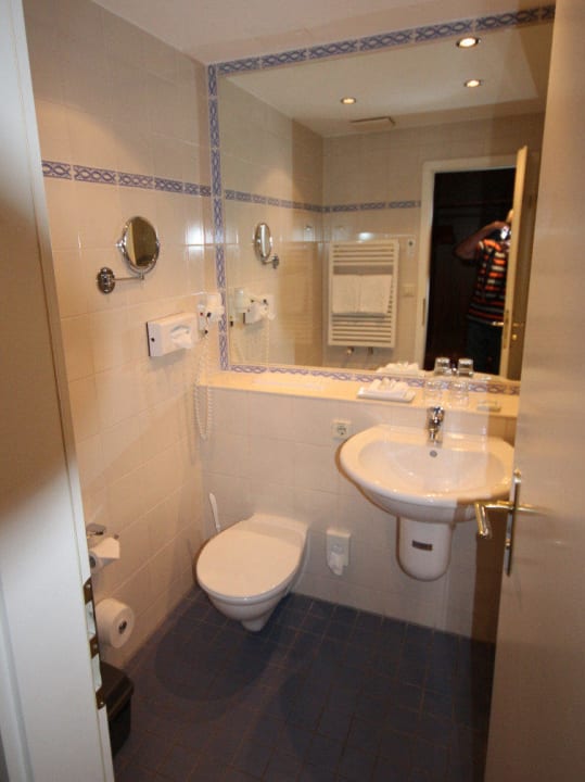 Badezimmer Zimmer 114 Dorint Parkhotel Meissen