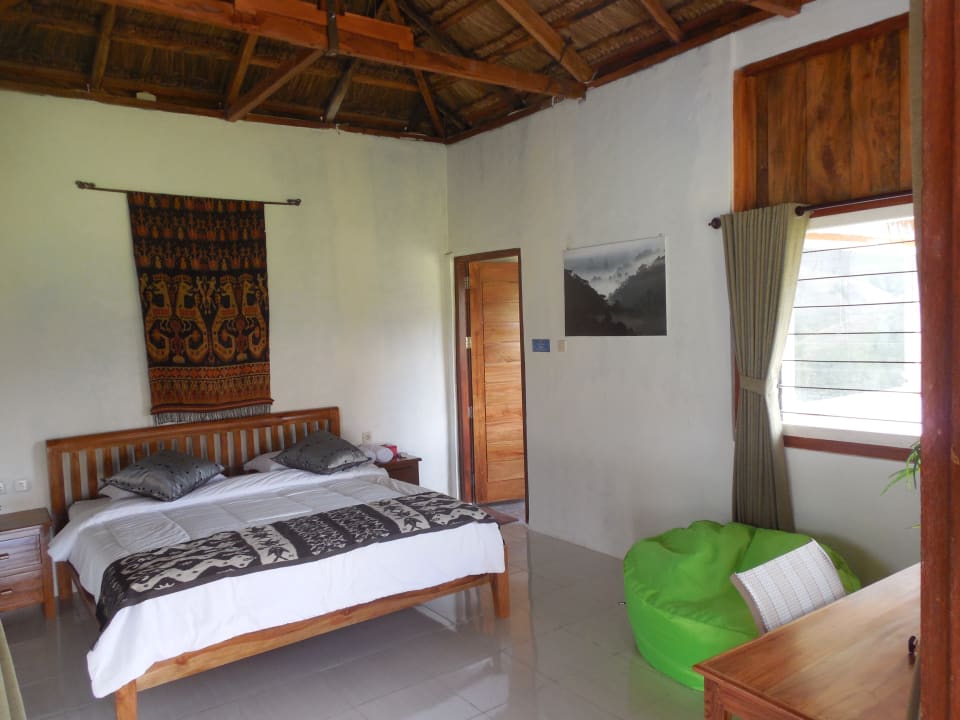 Zimmer Morinda Villa and Resto