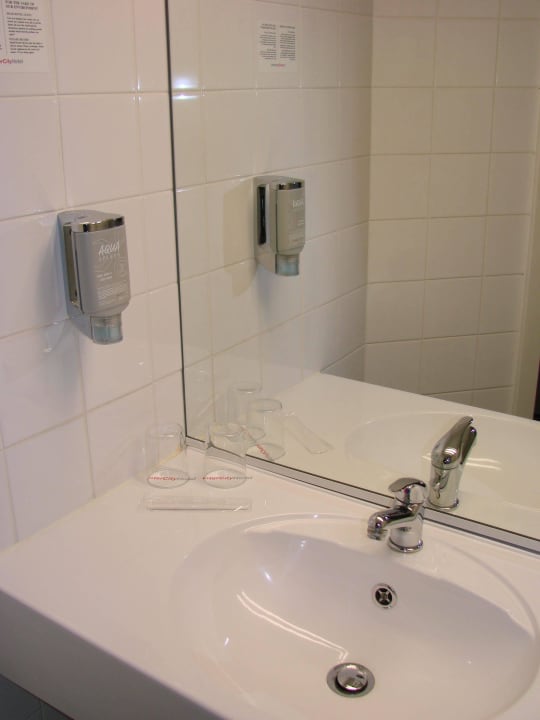 Waschbecken IntercityHotel Hamburg-Altona