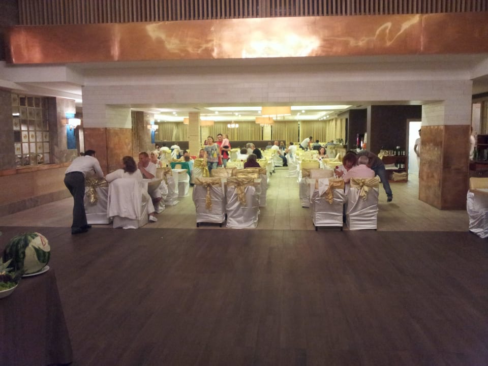 Neu gestaltetes Restaurant  Megasaray Club Belek