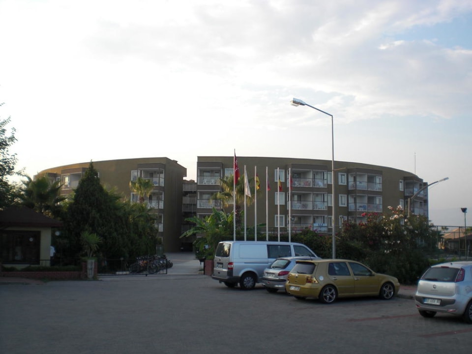 Aussenansicht vom Hintereingang Marvida Family Eco