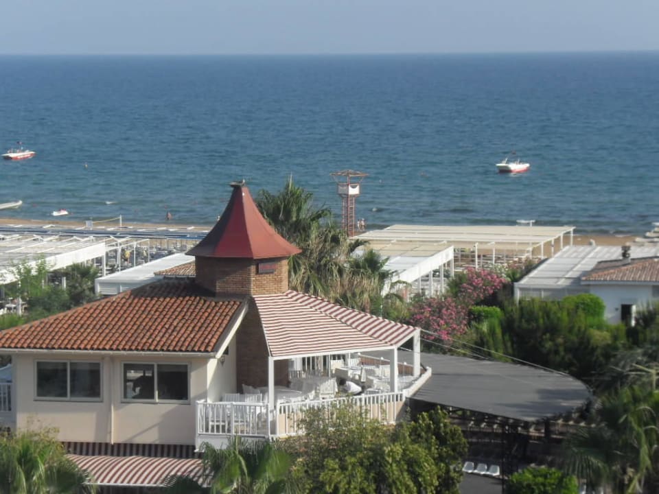 2 Bella Resort & Spa