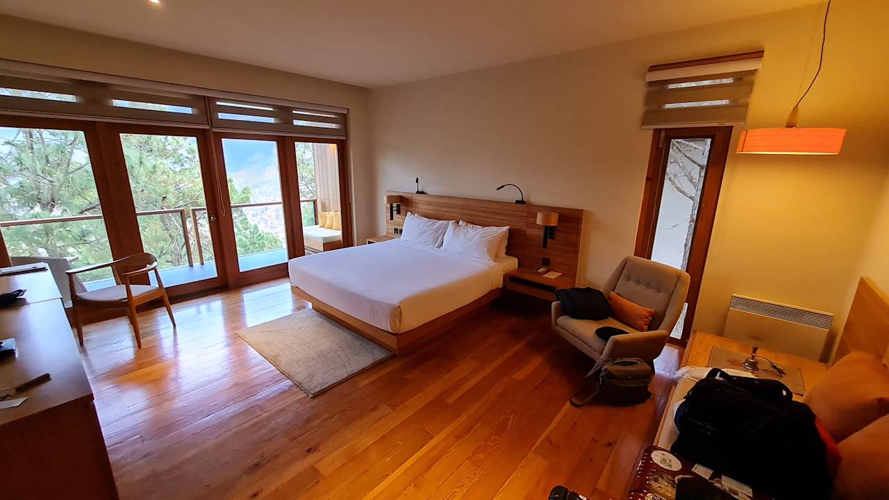 Zimmer Dhensa Boutique Resort