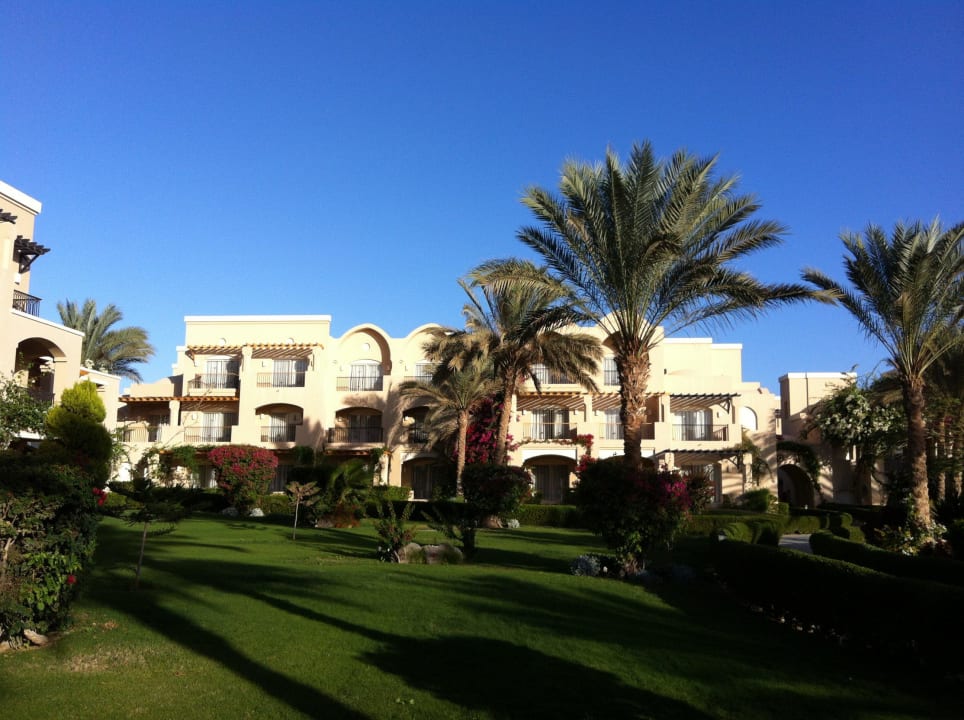 Blick auf die Hotelblöcke TUI MAGIC LIFE Kalawy