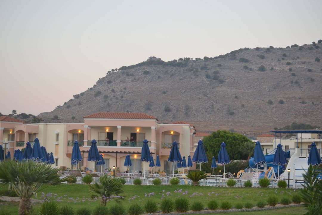 Un des bâtiments de l'hôtel Lindos Princess Beach Resort & Spa