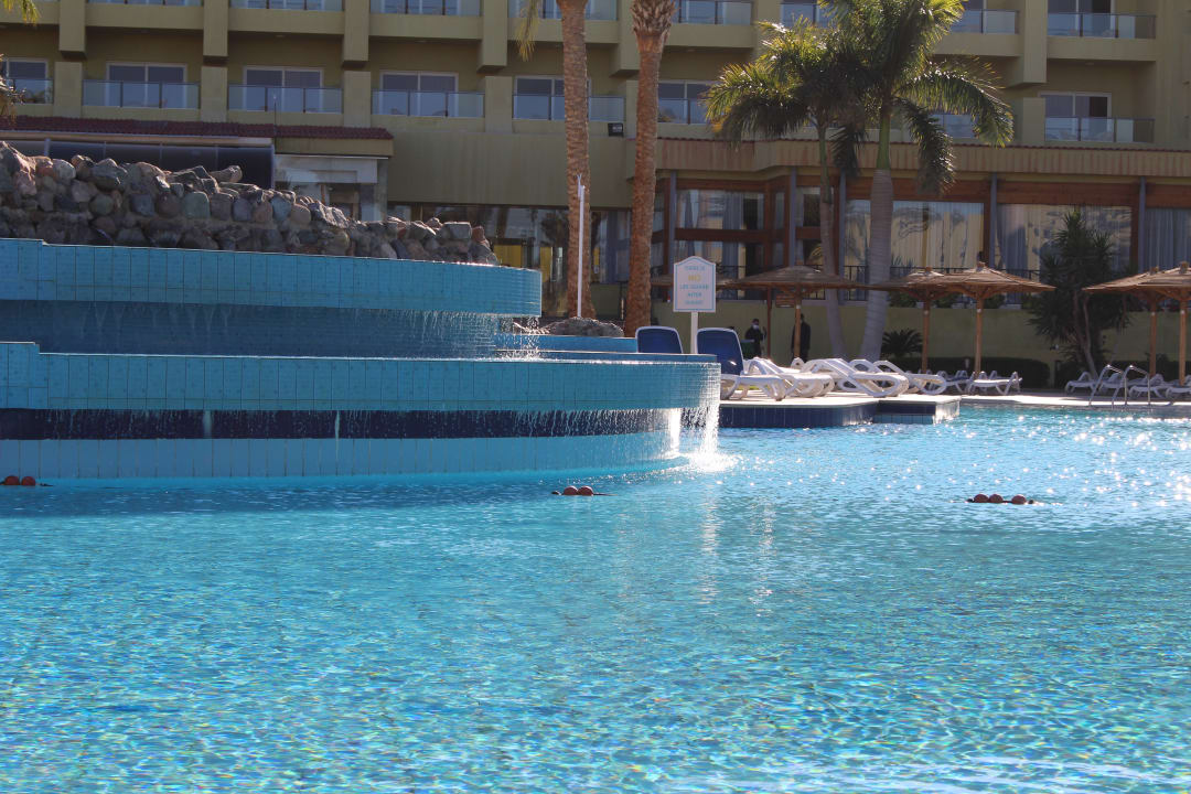 Pool Palm Beach Resort