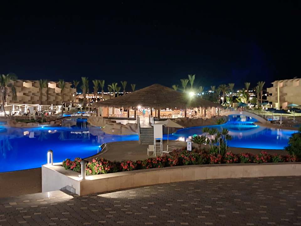 Ausblick Pyramisa Beach Resort Sahl Hasheesh