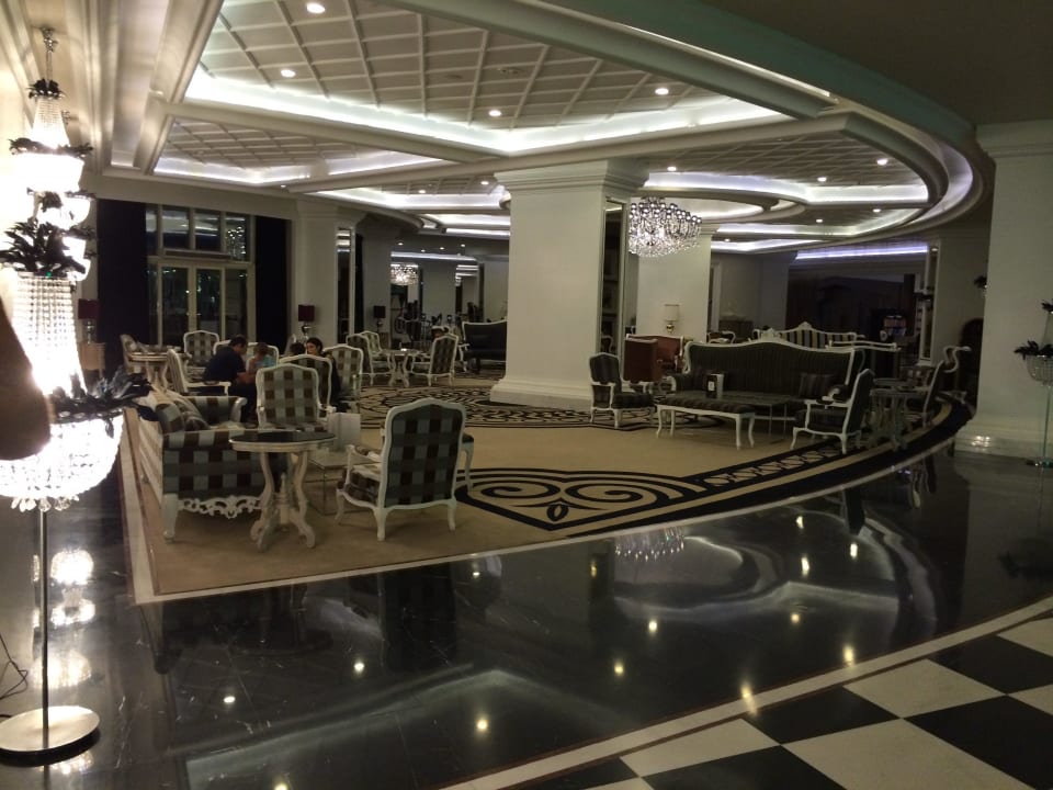 Лоби Hotel Delphin Imperial