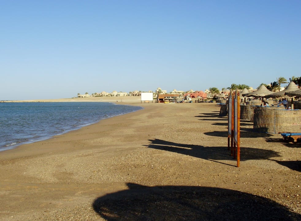 Keine Händler am Strand Swisstouch Oriental Resort Marsa Alam
