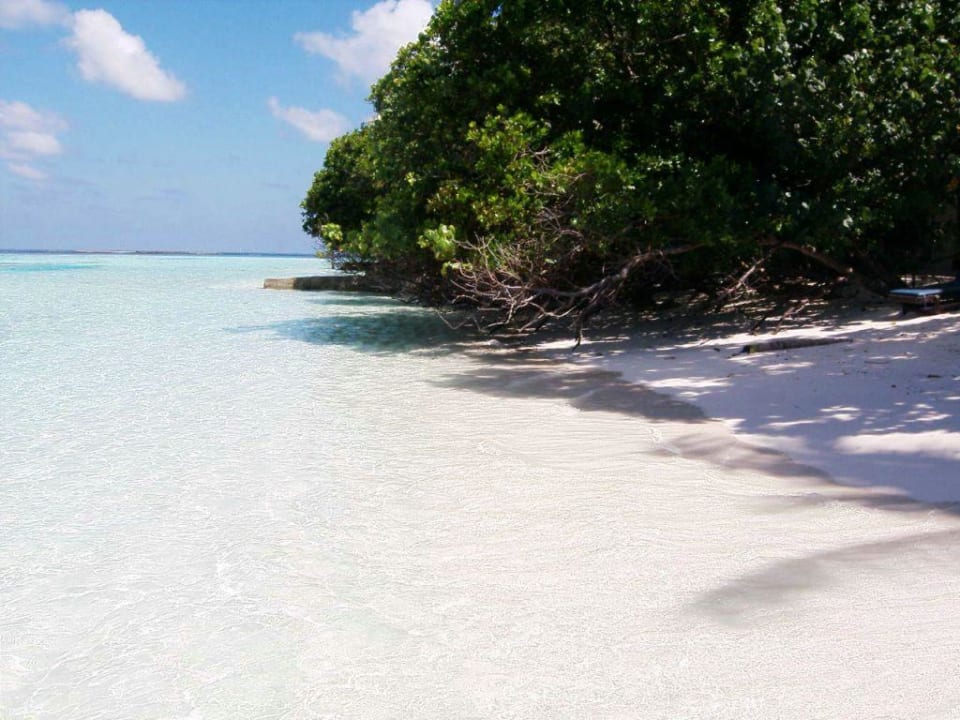 062 Strand nach rechts fotografiert Vilamendhoo Island Resort & Spa