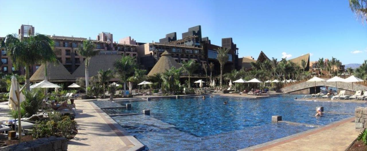 Pool Lopesan Baobab Resort