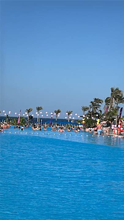 Außenansicht Pickalbatros Sea World Resort - Marsa Alam