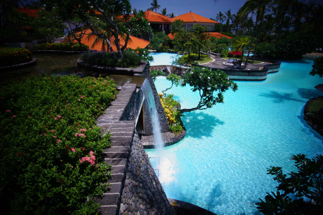 Pool The Laguna A Luxury Collection Resort & Spa