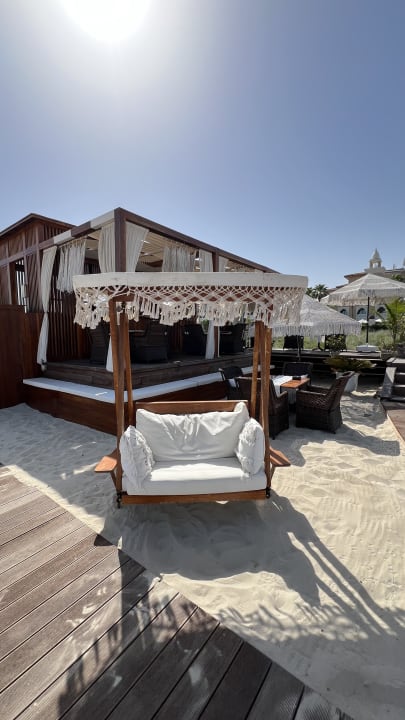 Strand Rixos Premium Saadiyat Island