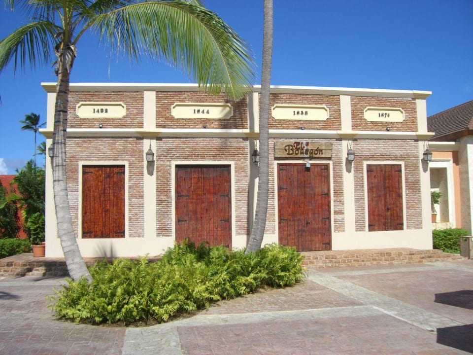 Weinkeller Restaurant Ocean Blue & Sand