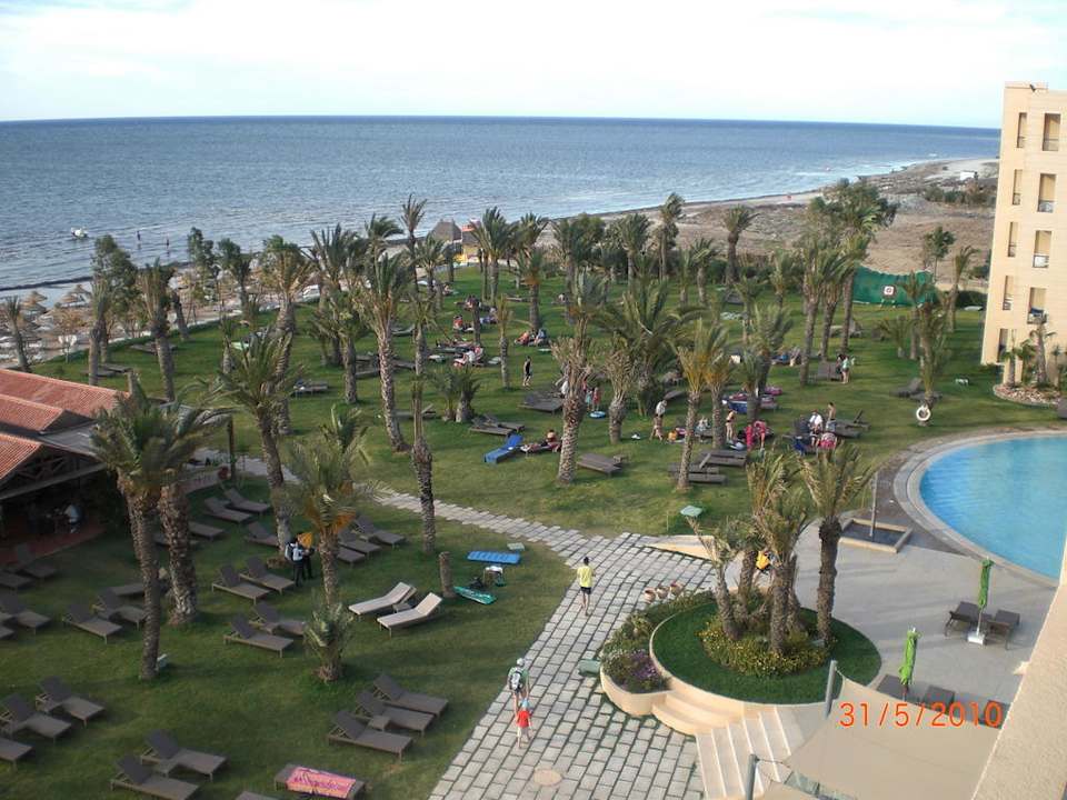 Liegewiese Hotel Rosa Beach